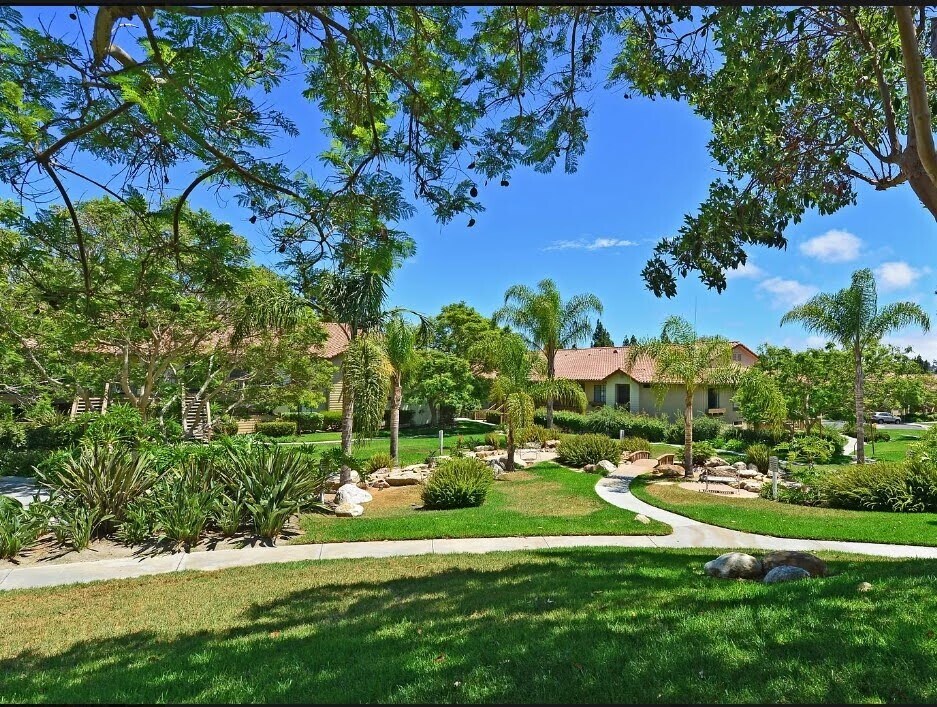 Building Photo - 12588 Carmel Creek Rd