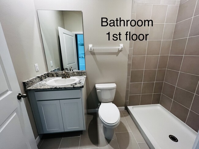 Building Photo - 2072 Midnight Pearl Dr