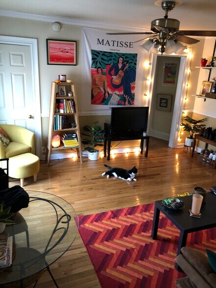 Building Photo - 811 Washtenaw Ave