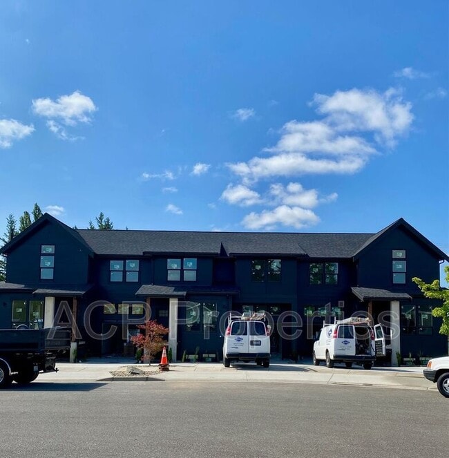 Building Photo - 1318 Bradley Ct