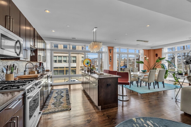 Building Photo - 511 Cookman Ave