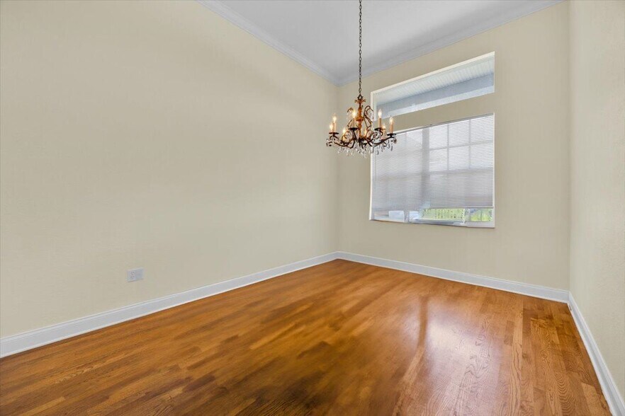 Building Photo - 832 Ashton Oaks Cir