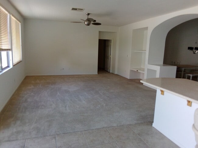 Building Photo - 232 Pebble Canyon Dr