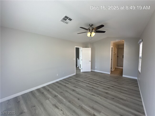 Building Photo - 2665 Cottonwillow St