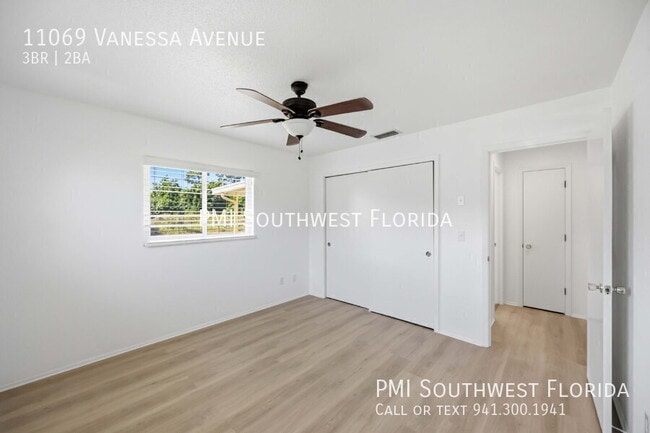 Building Photo - 11069 Vanessa Ave