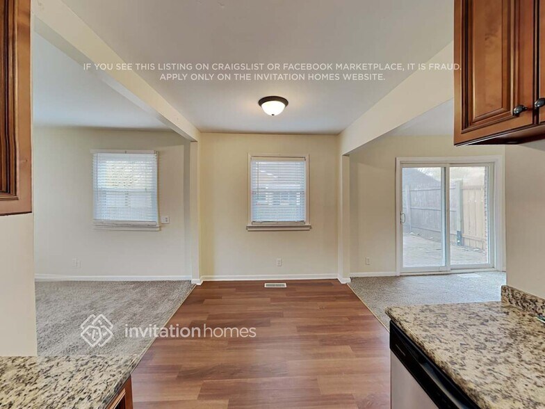 Building Photo - 81 Seabury Rd