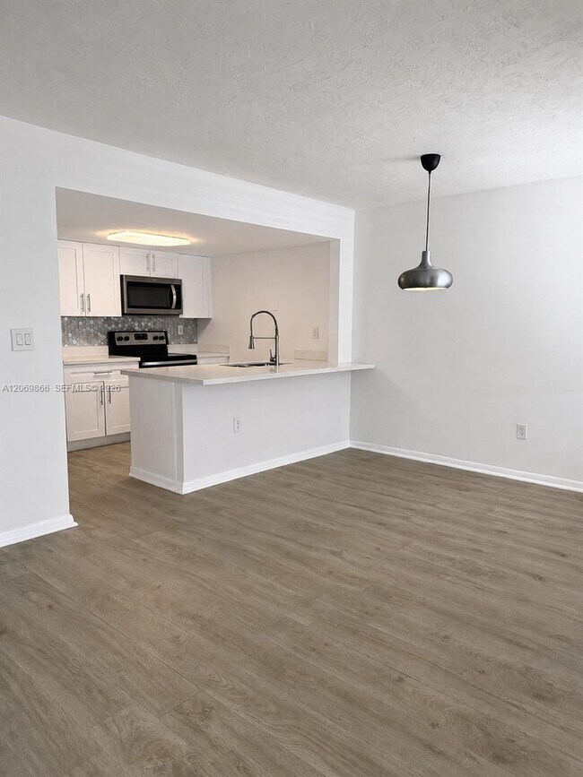 Building Photo - 4500 SW 68th Ct Cir
