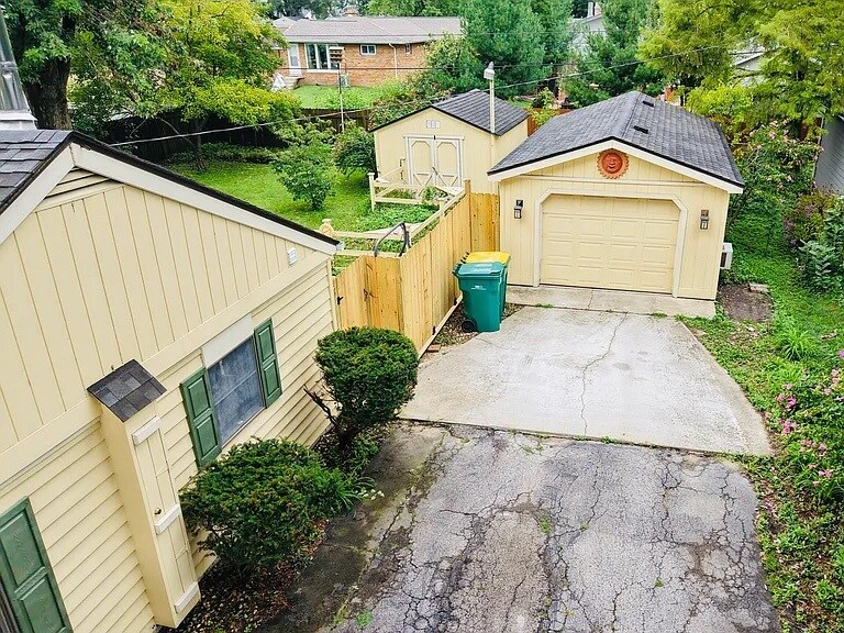 Building Photo - 8316 Rutledge St