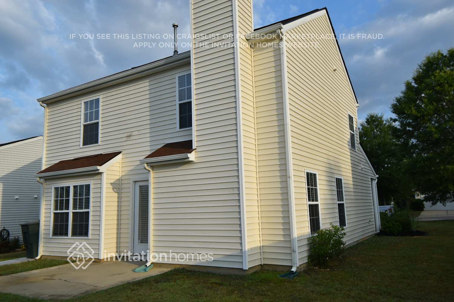 Building Photo - 737 Willow Bay Dr