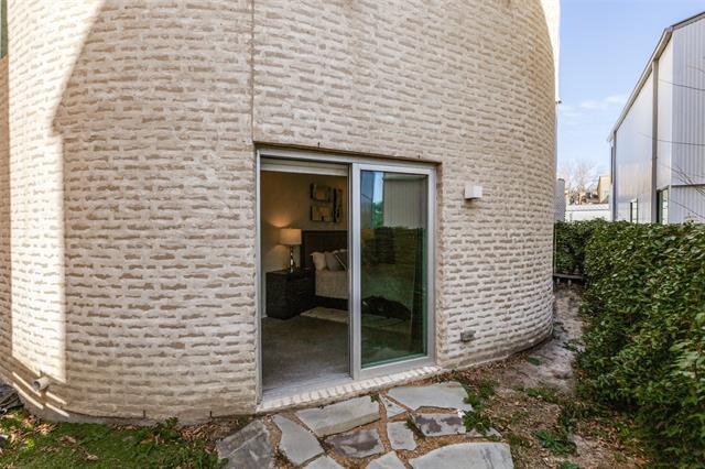 Building Photo - 308 Blackland Ct