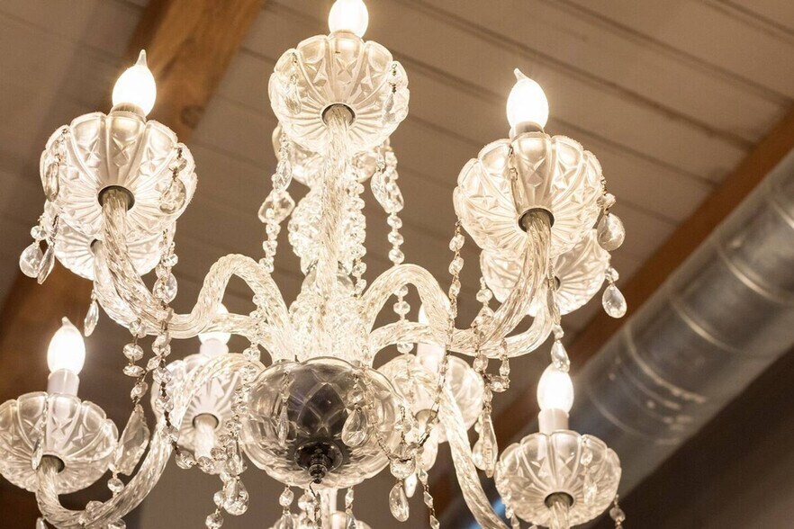 Building Photo - 350 East Ave