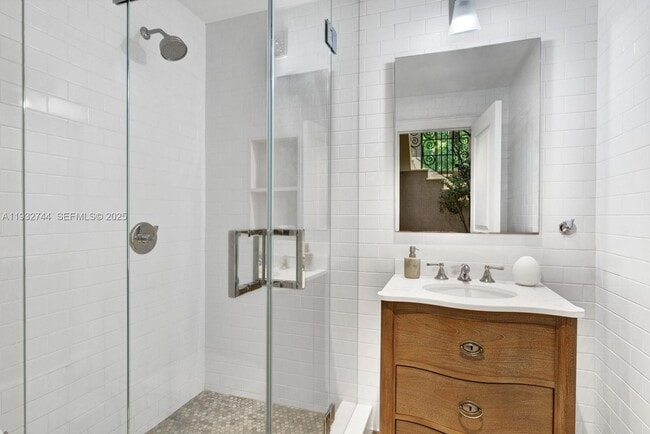 Building Photo - 115 Ocean Blvd