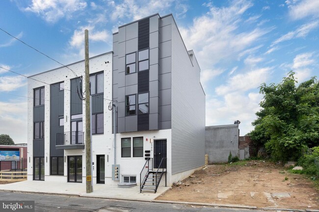 Building Photo - 2346 N 6th St
