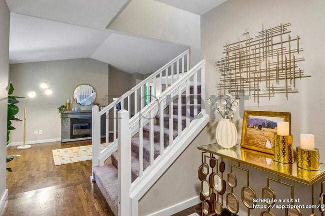 Building Photo - 905 224th Ave NE