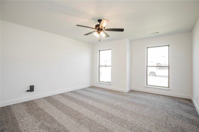 Building Photo - 2509 Westbrook Lp