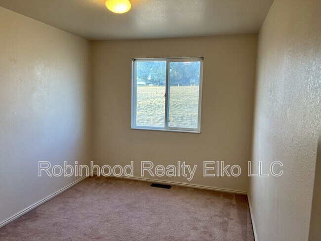 Building Photo - 315 Spring Creek Pkwy