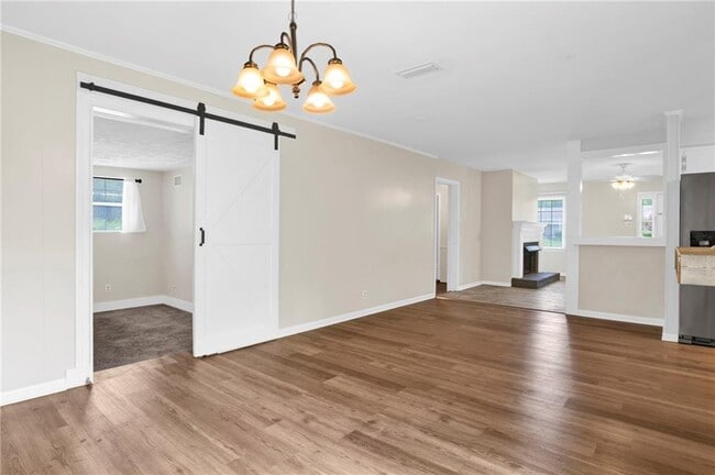 Building Photo - 6023 Lazy Ln