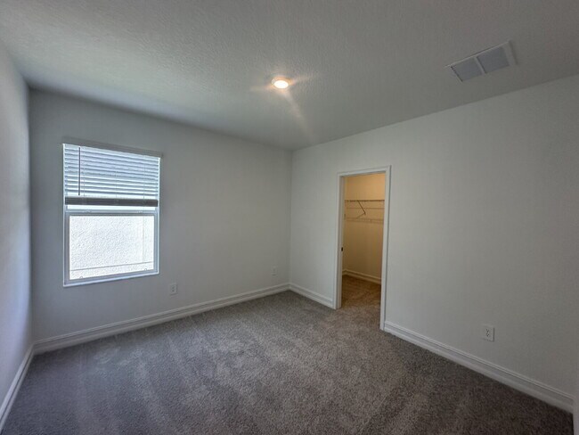 Building Photo - 11748 71st Ave E