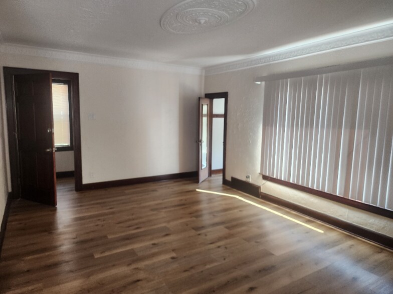 Building Photo - 17147 Santa Rosa Dr