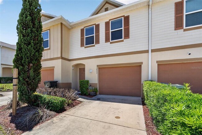 Building Photo - 3842 Hampstead Ln