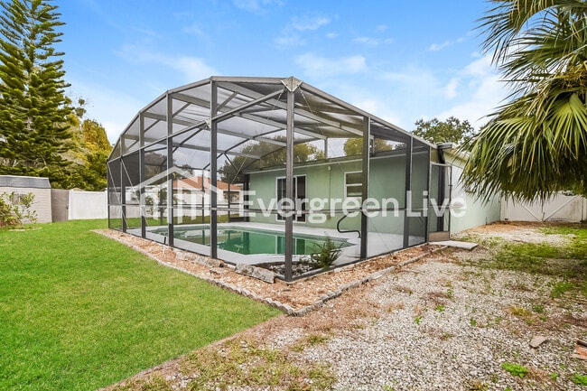 Building Photo - 2038 Keyes Ln