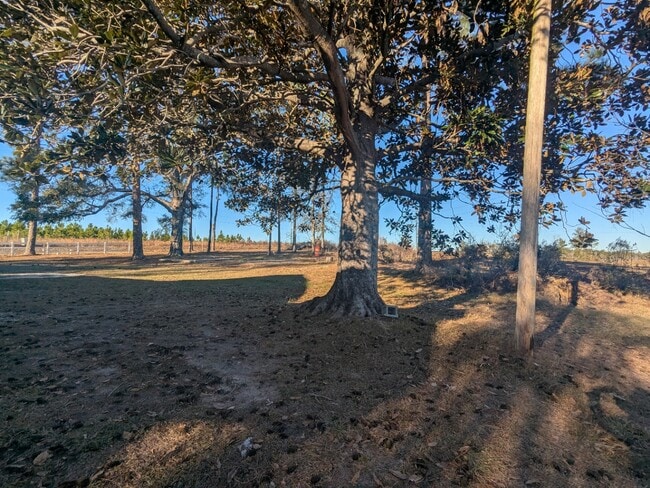 Building Photo - 7574 US-1