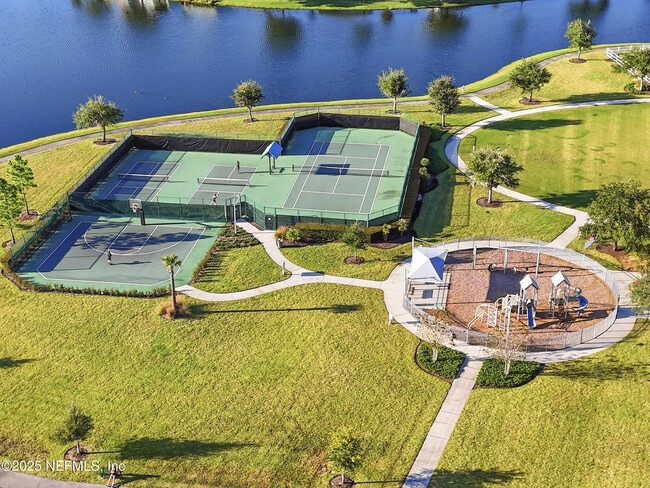 Building Photo - 607 Blind Oak Cir