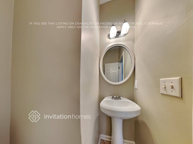 Building Photo - 3025 Dunlin Lake Way