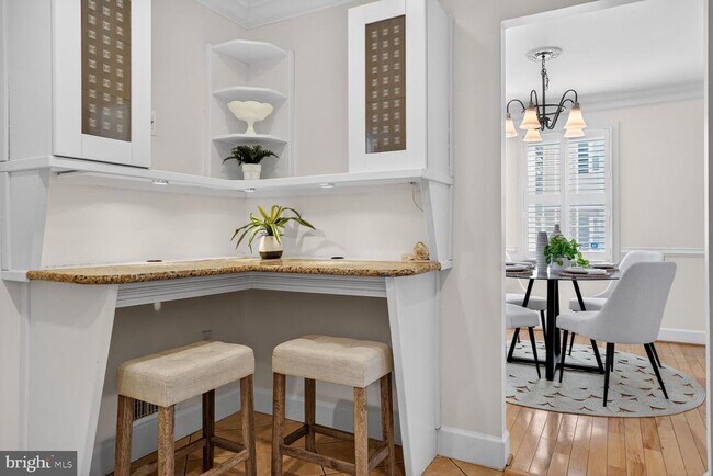 Building Photo - 6015 Ticonderoga Ct