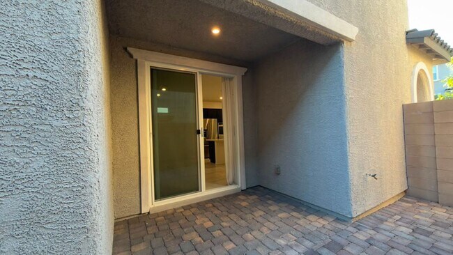 Building Photo - 10610 Sariah Skye Ave