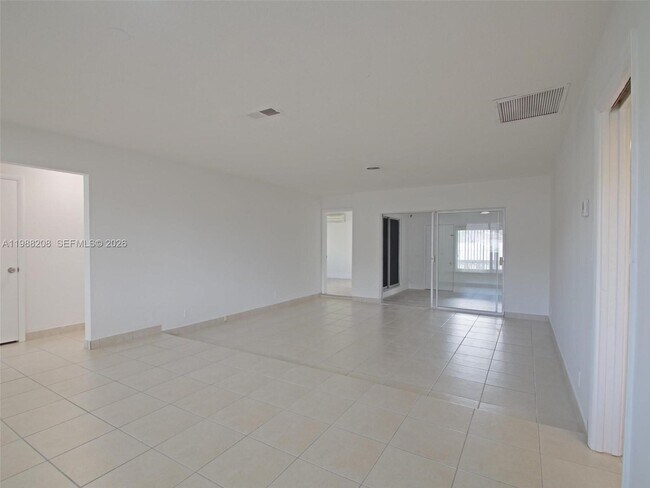 Building Photo - 5510 Johnson St