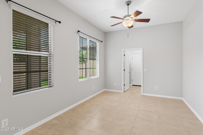 Building Photo - 4280 N Verrado Way