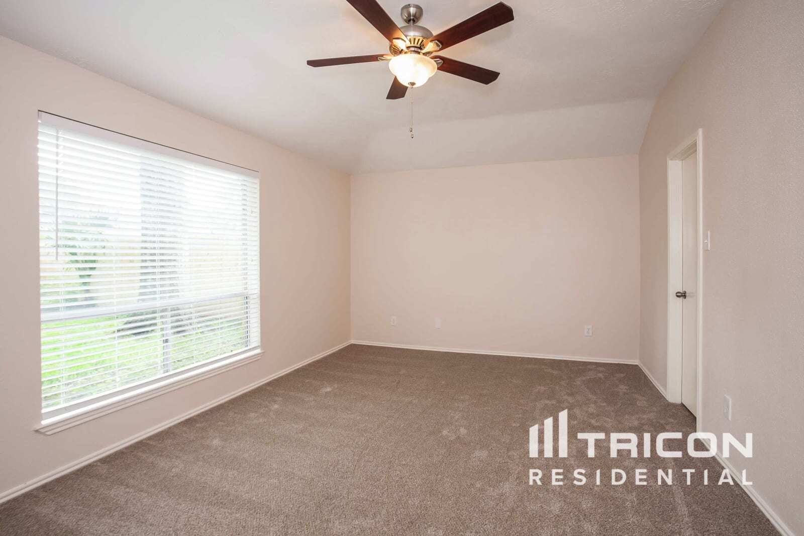 Building Photo - 14130 Galvani Dr