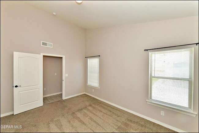 Building Photo - 14321 Bill Lazor Pkwy
