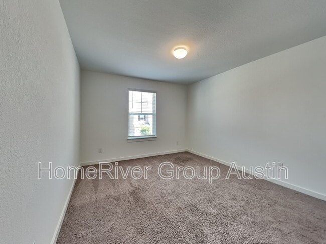 Building Photo - 17202 Leafroller Dr