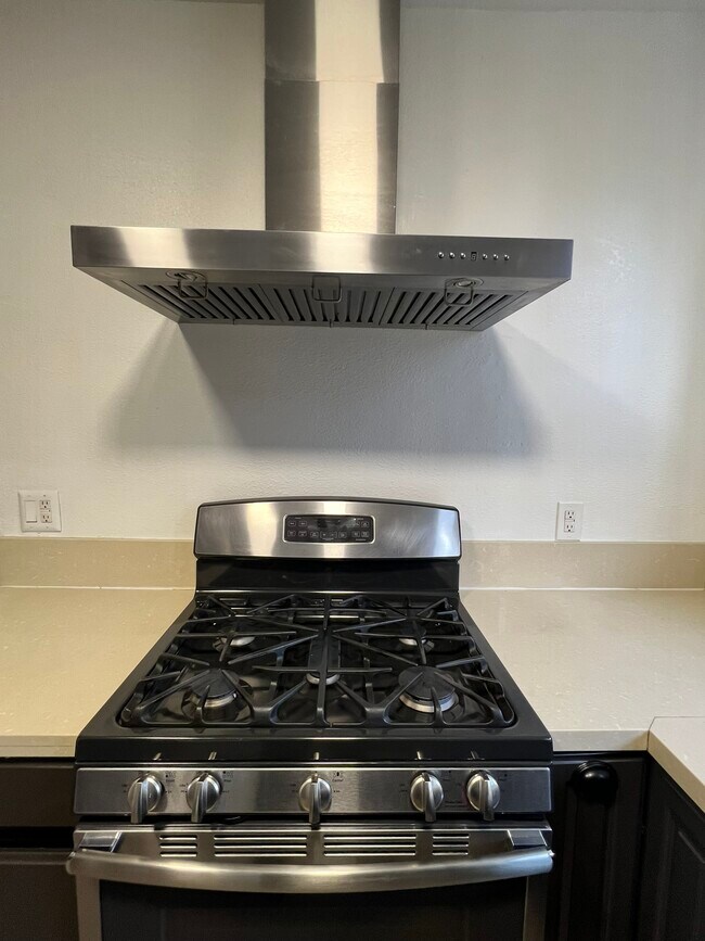 Building Photo - 4222 Carrington St