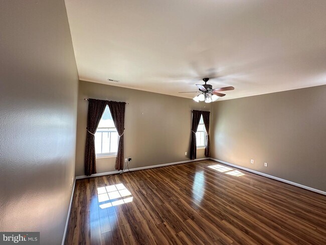 Building Photo - 6504 Feather Edge Court