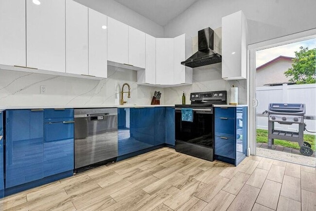 Building Photo - 19119 Winslow Terrace