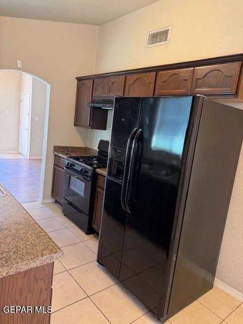 Building Photo - 14668 Jesus Almeida