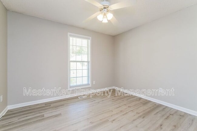 Building Photo - 2809 Leicester Ct