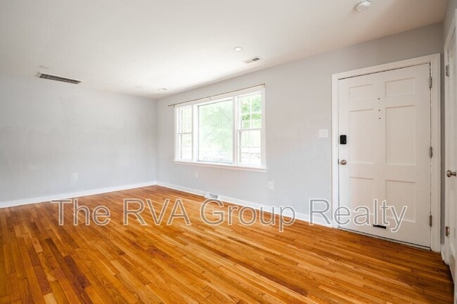 Building Photo - 1023 Fourqurean Ln
