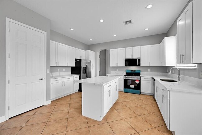 Building Photo - 11162 Regatta Ln