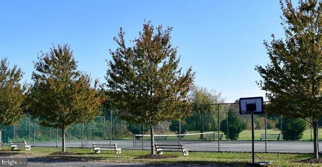 Building Photo - 6670 Cedar Cove Rd