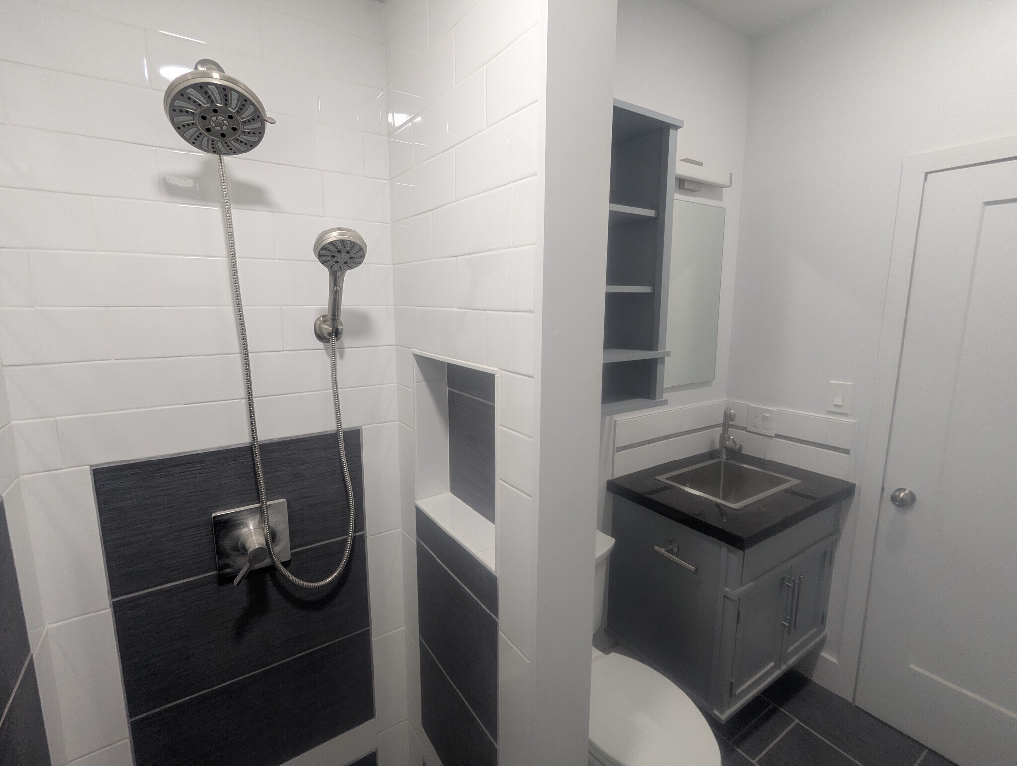 Building Photo - 35 Clinton Ave