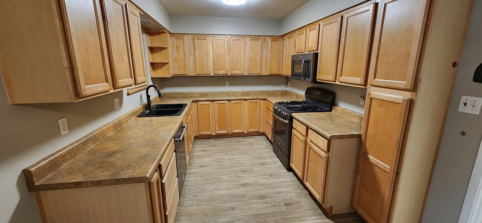 Kitchen - 3138 N 83rd St