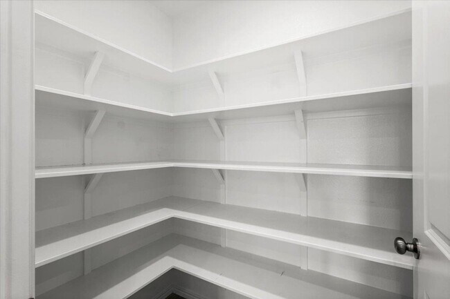 Building Photo - 300 Jeffers