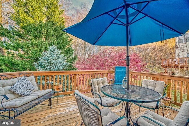 Building Photo - 3563 Sherbrooke Cir