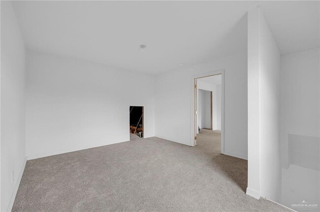Building Photo - 810 Catarina St