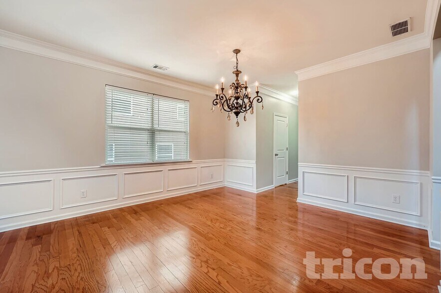 Building Photo - 209 Shaw Dr