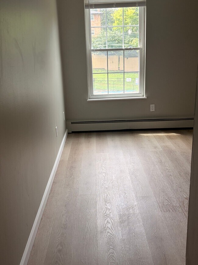 Building Photo - 6308 Corbly Rd